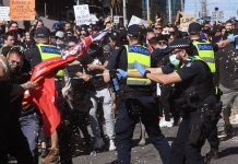 Al menos 250 detenidos en nuevas manifestaciones contra las restricciones por el COVID-19 en Australia