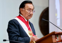 Presidente de Perú critica las zanjas plan escudo fronterizo en Chile